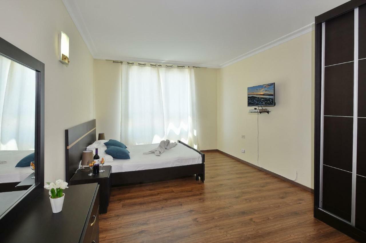 Laguna Beach Apartments ไฮฟา ภายนอก รูปภาพ