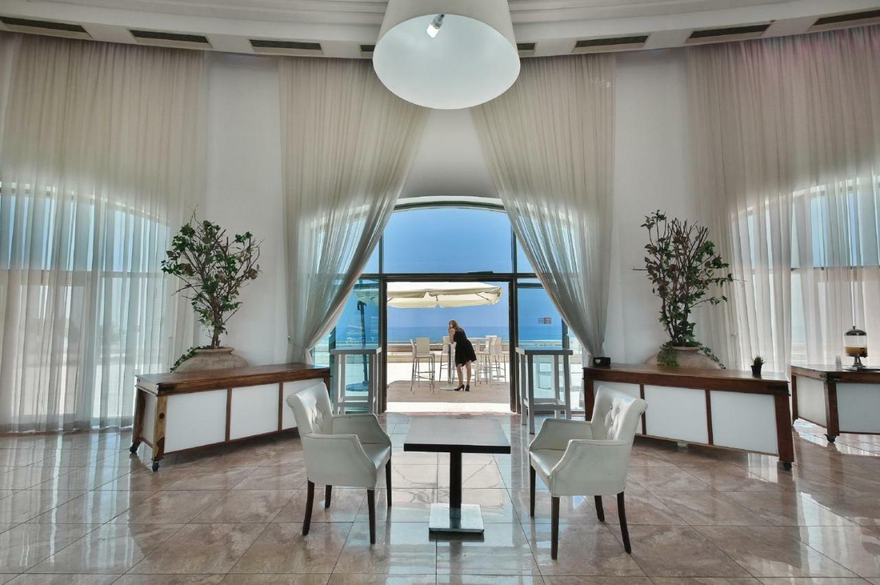 Laguna Beach Apartments ไฮฟา ภายนอก รูปภาพ